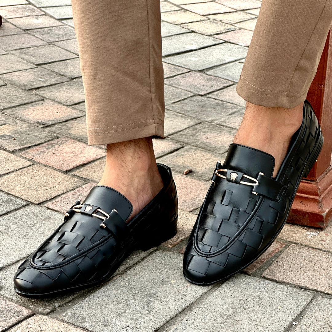 BRAIDED STRAP BLACK LOAFERS