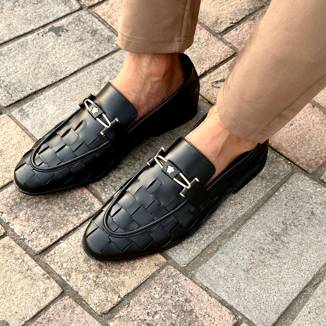 BRAIDED STRAP BLACK LOAFERS
