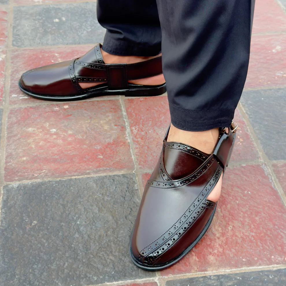 BROWN LEATHER PASHAWRI SANDAL